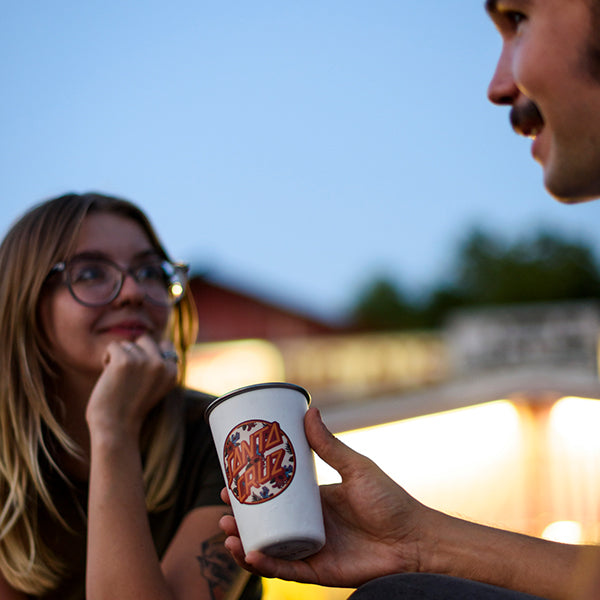 16oz-pint-cup-santa-cruz-t9 16oz_pints_santa_cruz_vacationdot_couple_square.jpg