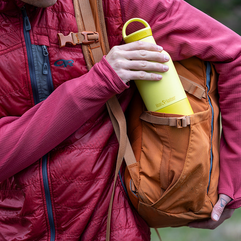 20oz-rise-classic-with-arch-loop-cap-z7 20oz_rise_classic_insulated_bottle_acacia_backpack_square.jpg