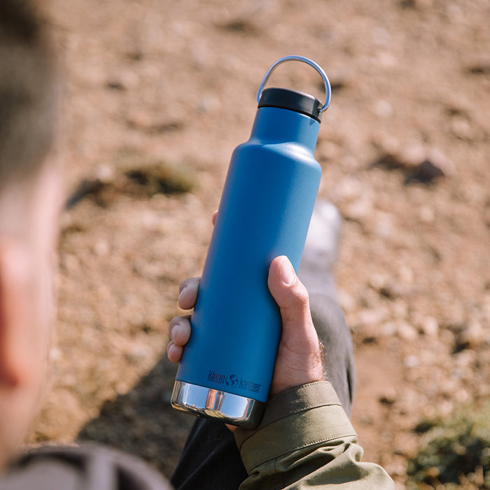 classic-loop-cap-x5 K20VCNPPL-RT-bottle_loop_cap_blue_lifestyle.jpg
