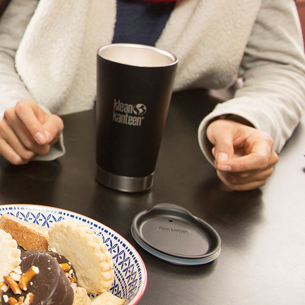 tumbler-lid-v0 K8VSSC-SB-tumblers-lid-lifestyle.jpg