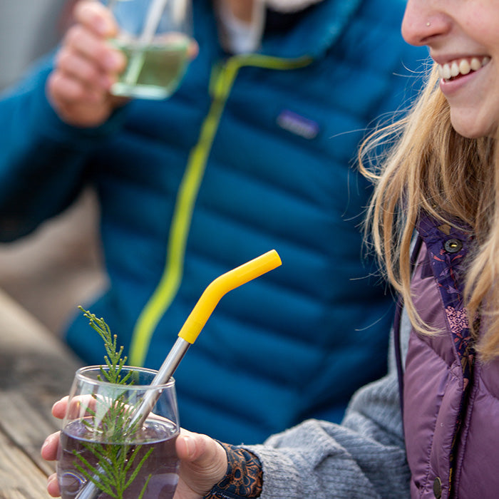 straw-4-pack-b0 recycled_steel_straw_drink_smile_lifestyle.jpg