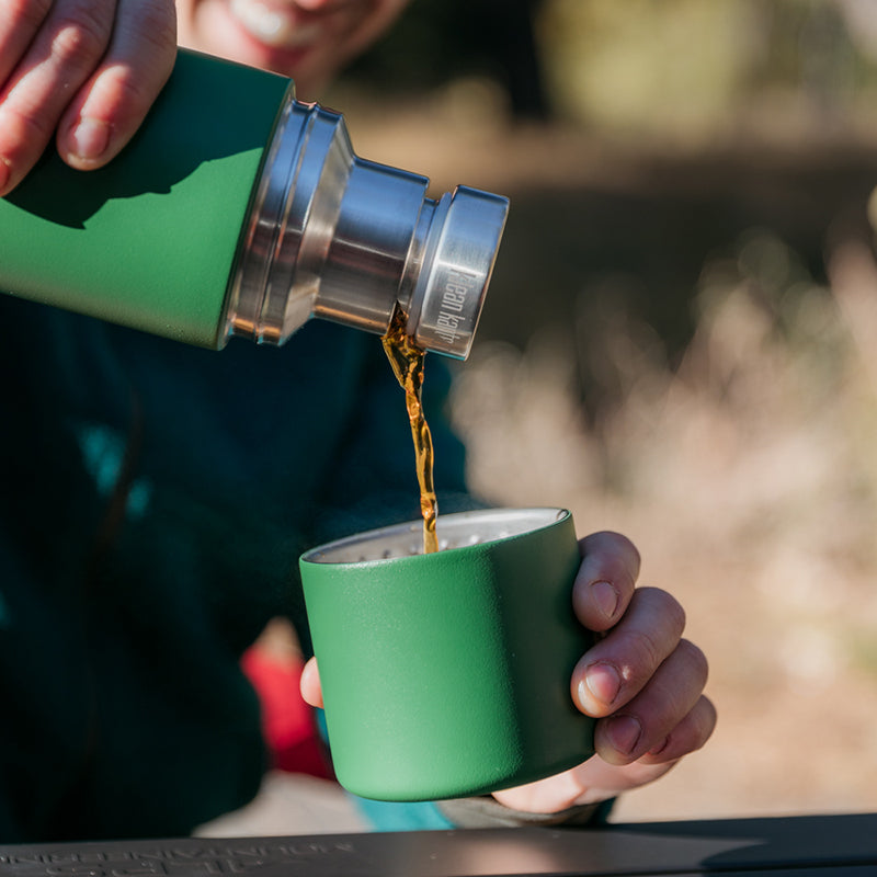 tkpro-maintenance-kit-x5 tkpro_32oz_thermos_green_pourthrough_lifestyle.jpg